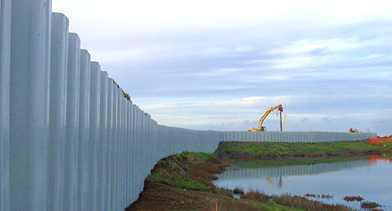 Progettazione ottimale di Palancola muro incorporato in Clay